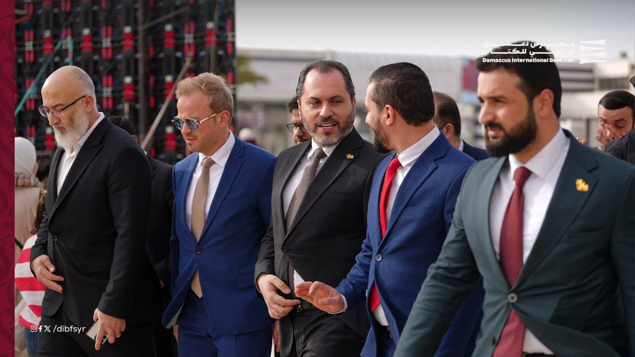 وفد حكومي رفيع المستوى يزور معرض دمشق الدولي للكتاب