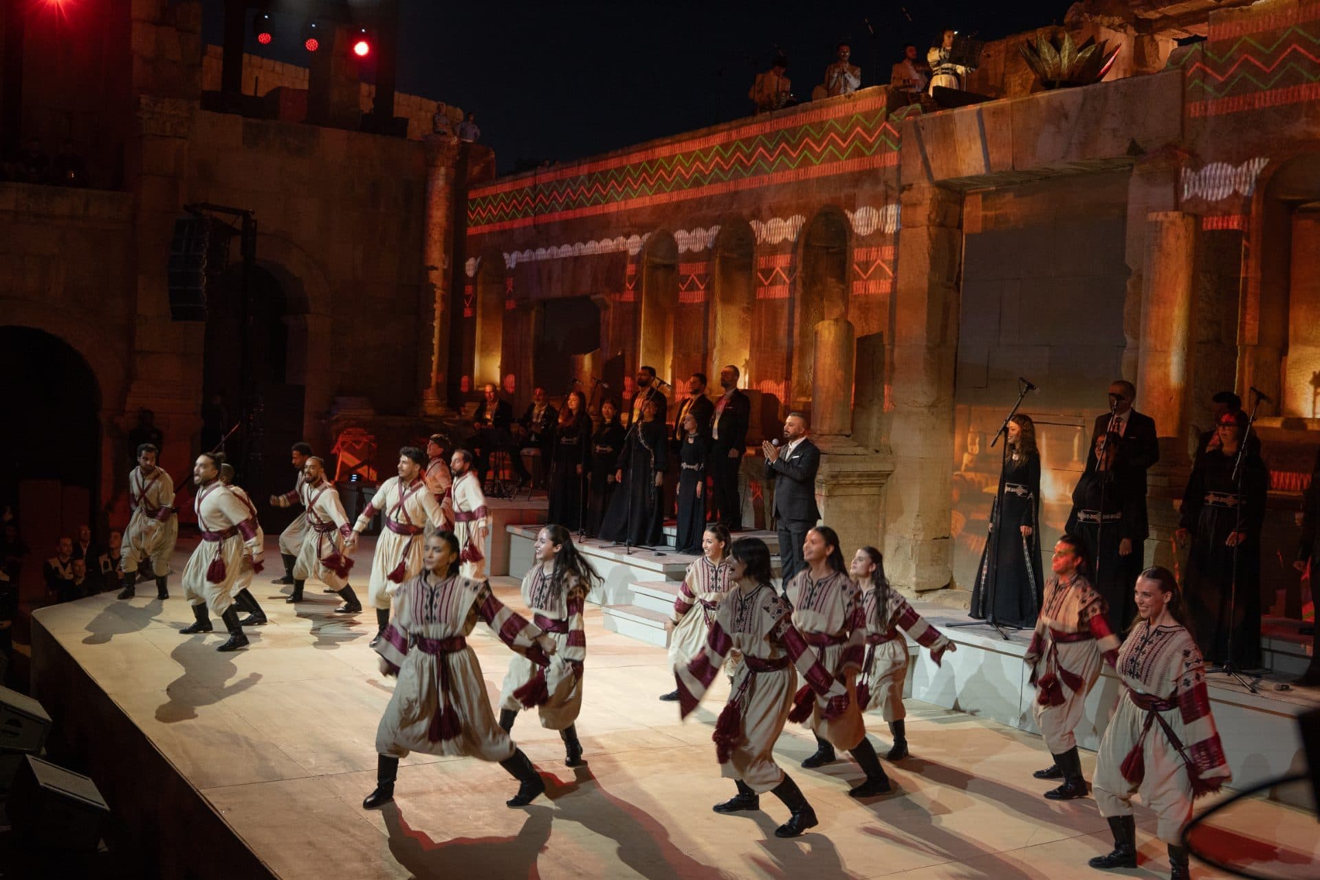 The Minister of Culture participates in the opening of the fortieth session of the Jerash Festival for Culture and Arts. The Minister of Culture, Muhammad Yassin Al-Saleh, participates in the opening of the fortieth session of the Jerash Festival for Culture and Arts. - 1