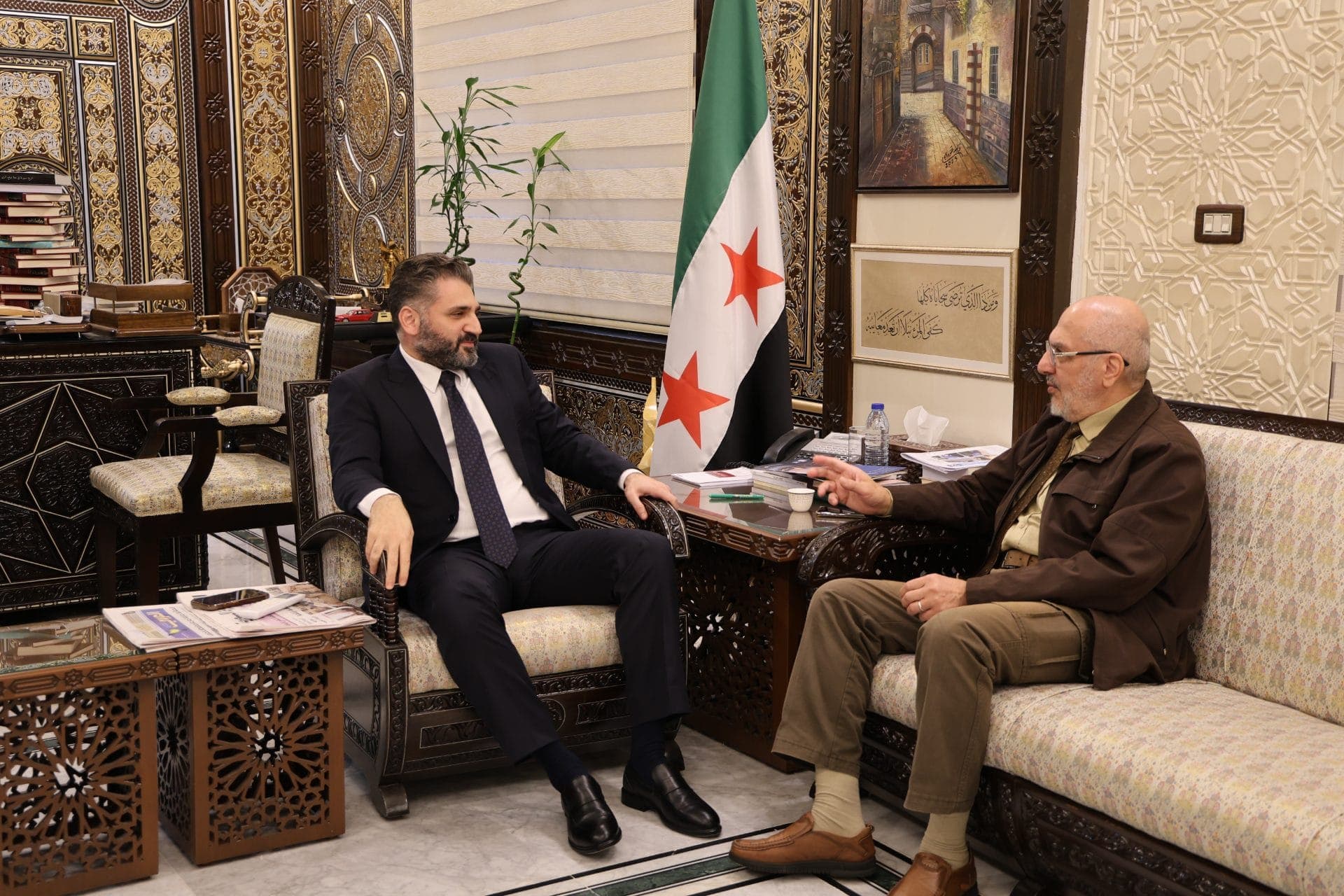 وزير الثقافة يستقبل الأديب والكاتب مجاهد ديرانية ويبحث معه قضايا في الشأن الثقافي والأدبي