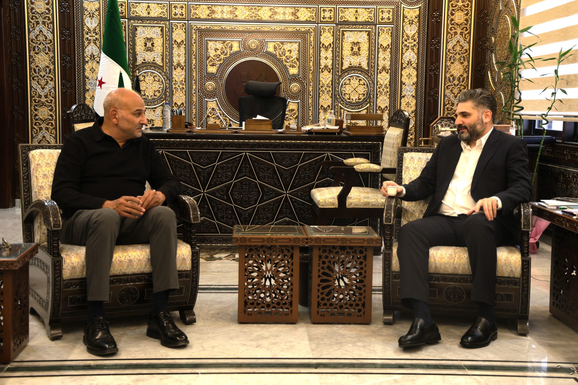 The Minister of Culture discusses with artist Jamal Suleiman the role of culture and art in the new Syria