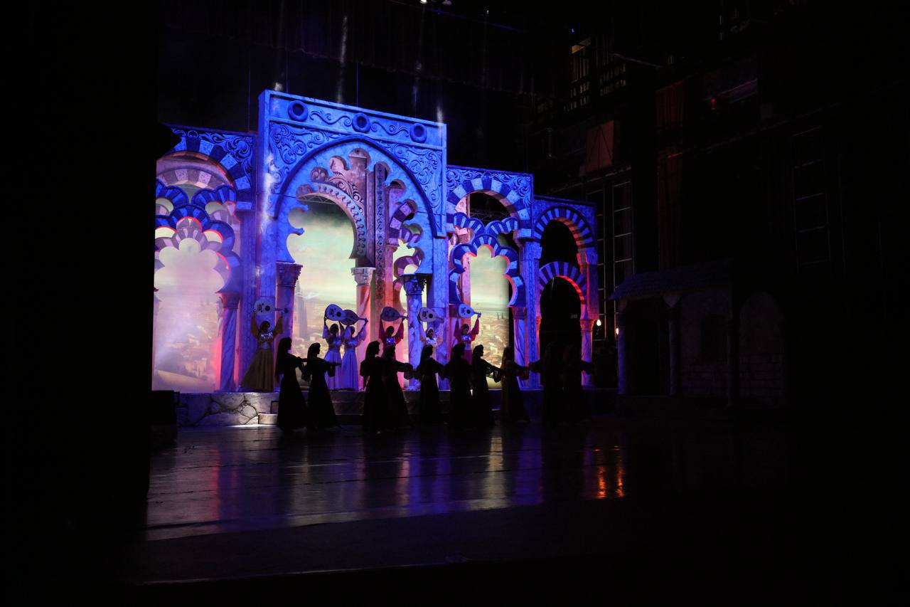 مسرحية وردة إشبيليّة في دار الأوبرا بدمشق